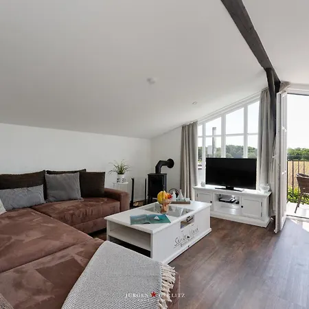 Liegeplatz 1 Schausende